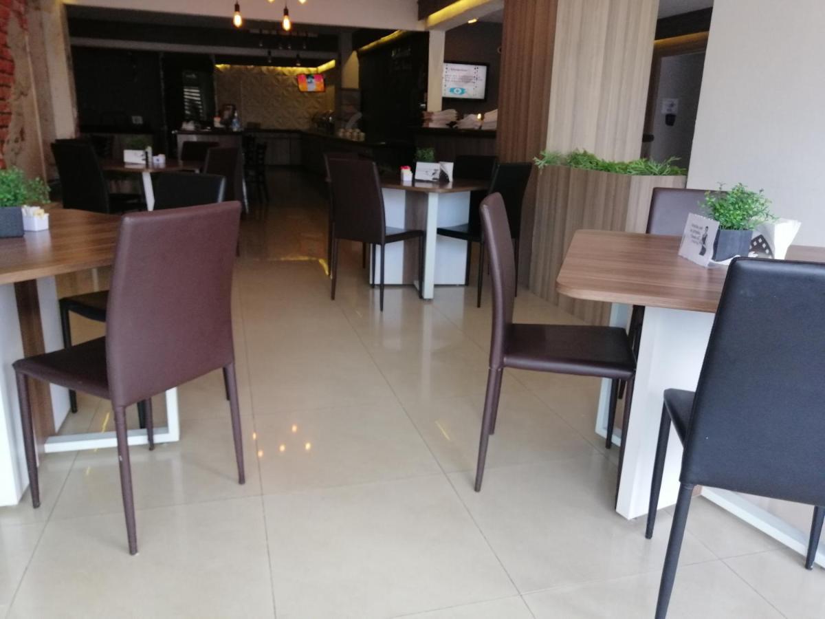 לאון Hotel Campestre Inn מראה חיצוני תמונה