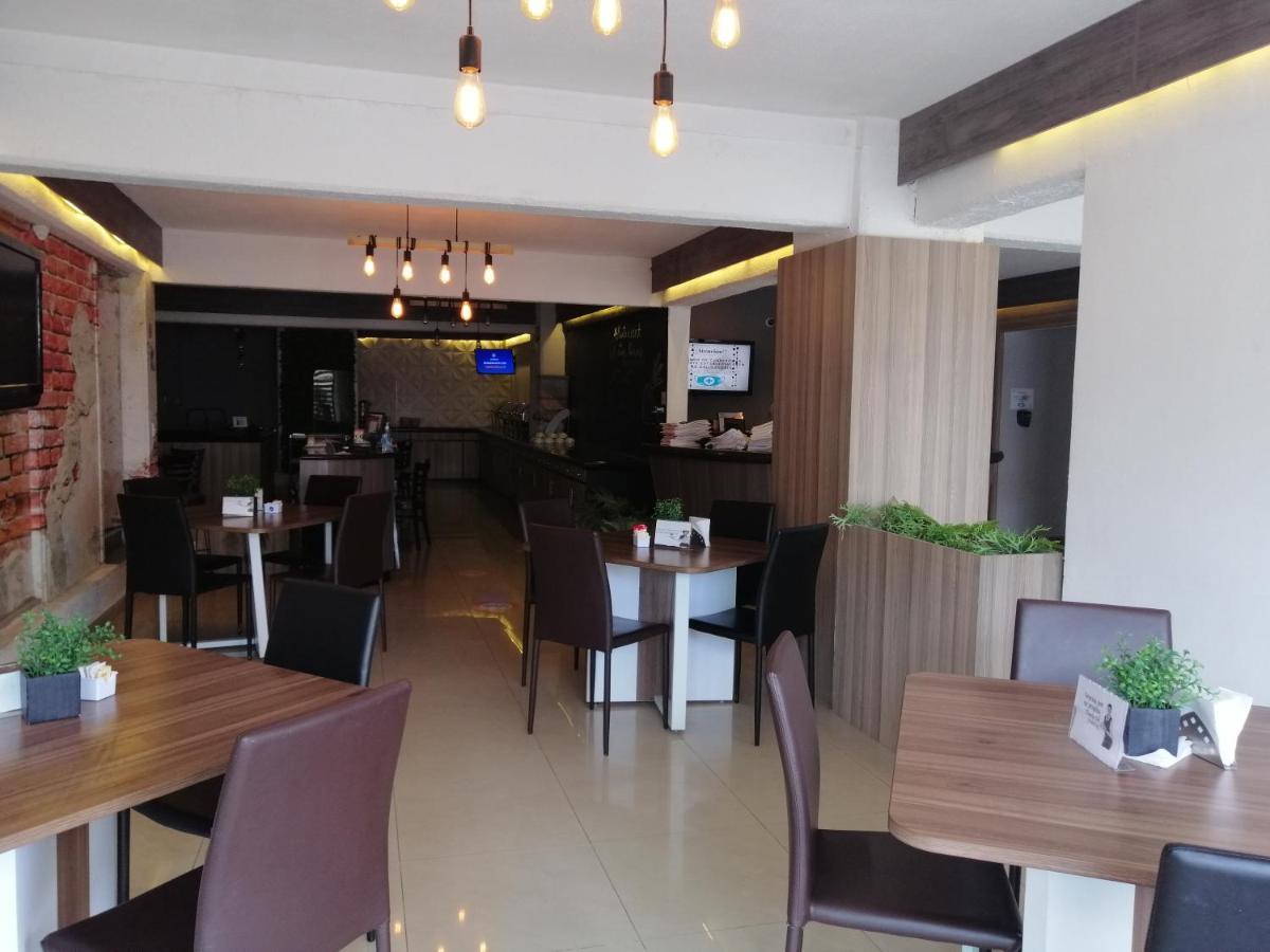 לאון Hotel Campestre Inn מראה חיצוני תמונה
