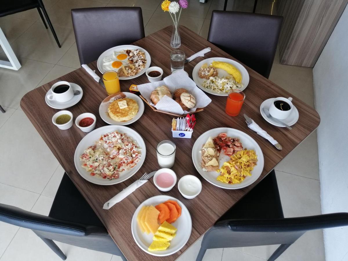 לאון Hotel Campestre Inn מראה חיצוני תמונה
