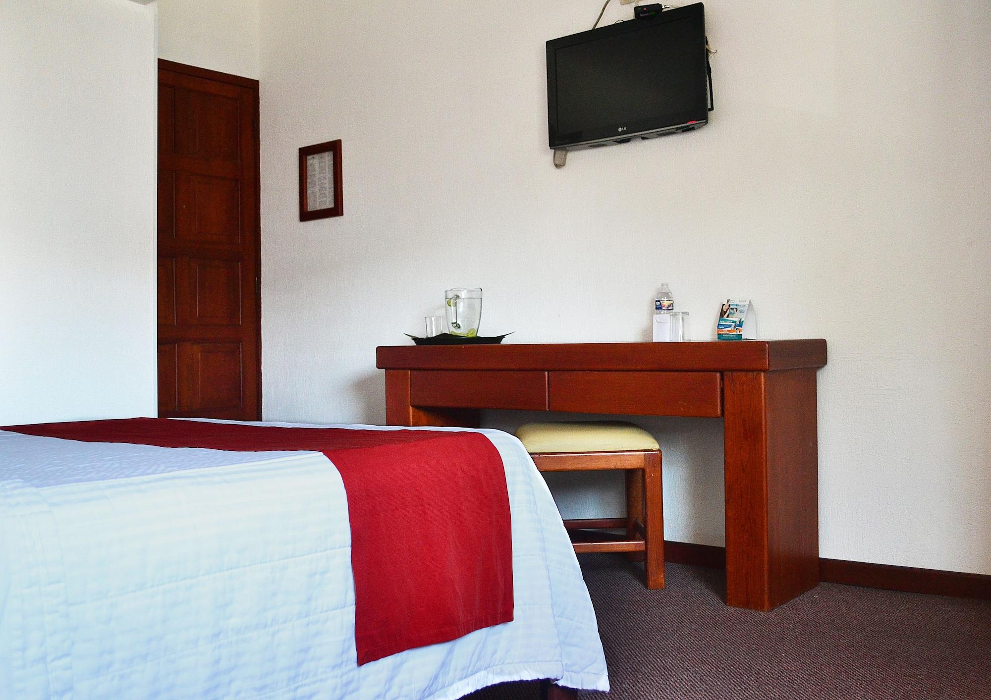 לאון Hotel Campestre Inn מראה חיצוני תמונה